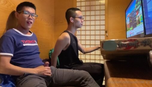 Gay Only Fans 不可以叫出來！！ 7samuel11825 jacob1996 9 20 Jacob模糊人生 黃小懷 Bareback 1080p.mp4 snapshot 01.32.092