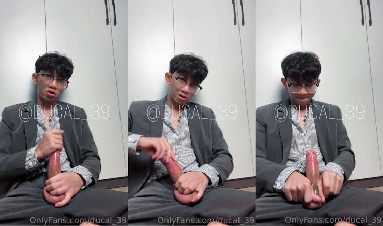 พรีเซนเตอร์ถุงยาง ของเขาดีควยใหญ่แค่ไหนก็เอาอยู่ บางเฉียบเหมือนไม่ได้ใส่อะไรเลย Ducal รับประกันใส่แล้วเงี่ยนมากครับพี่