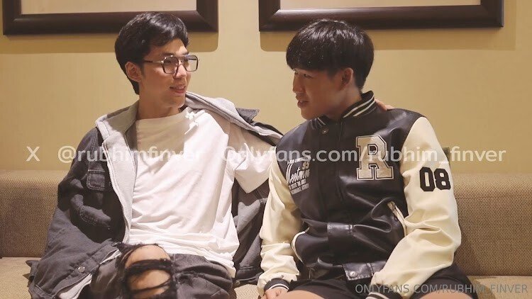 พี่ภู รูปหล่อตั้งใจโทรเรียกเด็กเอ็นฯสาวๆ แต่ดันได้หนุ่มมาแทนเป็นน้องบอสหนุ่มรับงานขี้เงี่ยน ว่าแต่..พี่เป็นชายแท้นะพี่ไม่ใช่เกย์ เอาไงดีล่ะ!?!